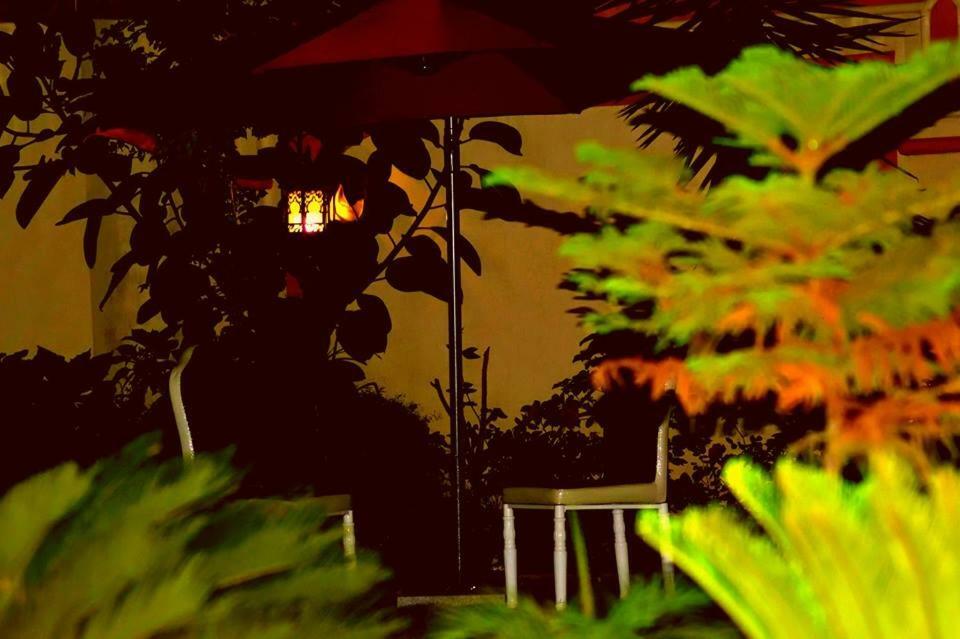 Royal Emirates Residence Abbottabad Exteriör bild